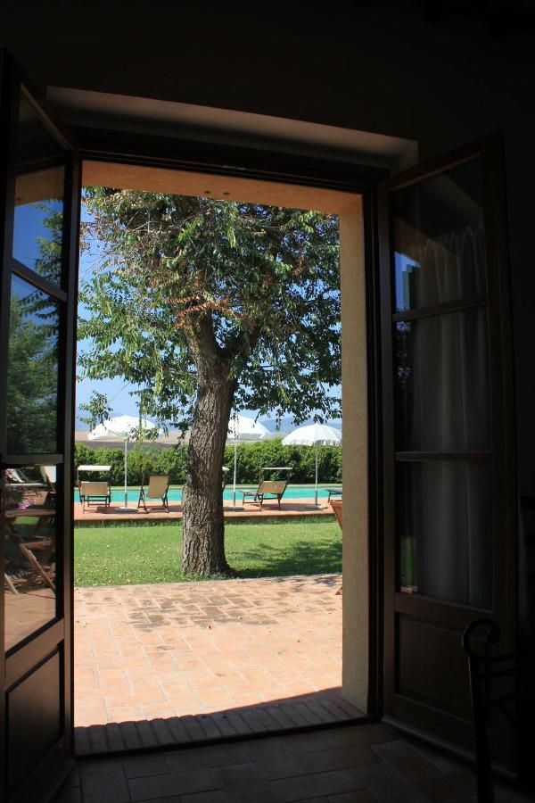 Agriturismo Piandimaggio Пиенца Экстерьер фото