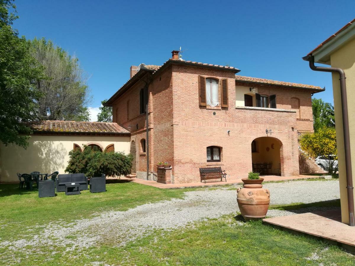 Agriturismo Piandimaggio Пиенца Экстерьер фото