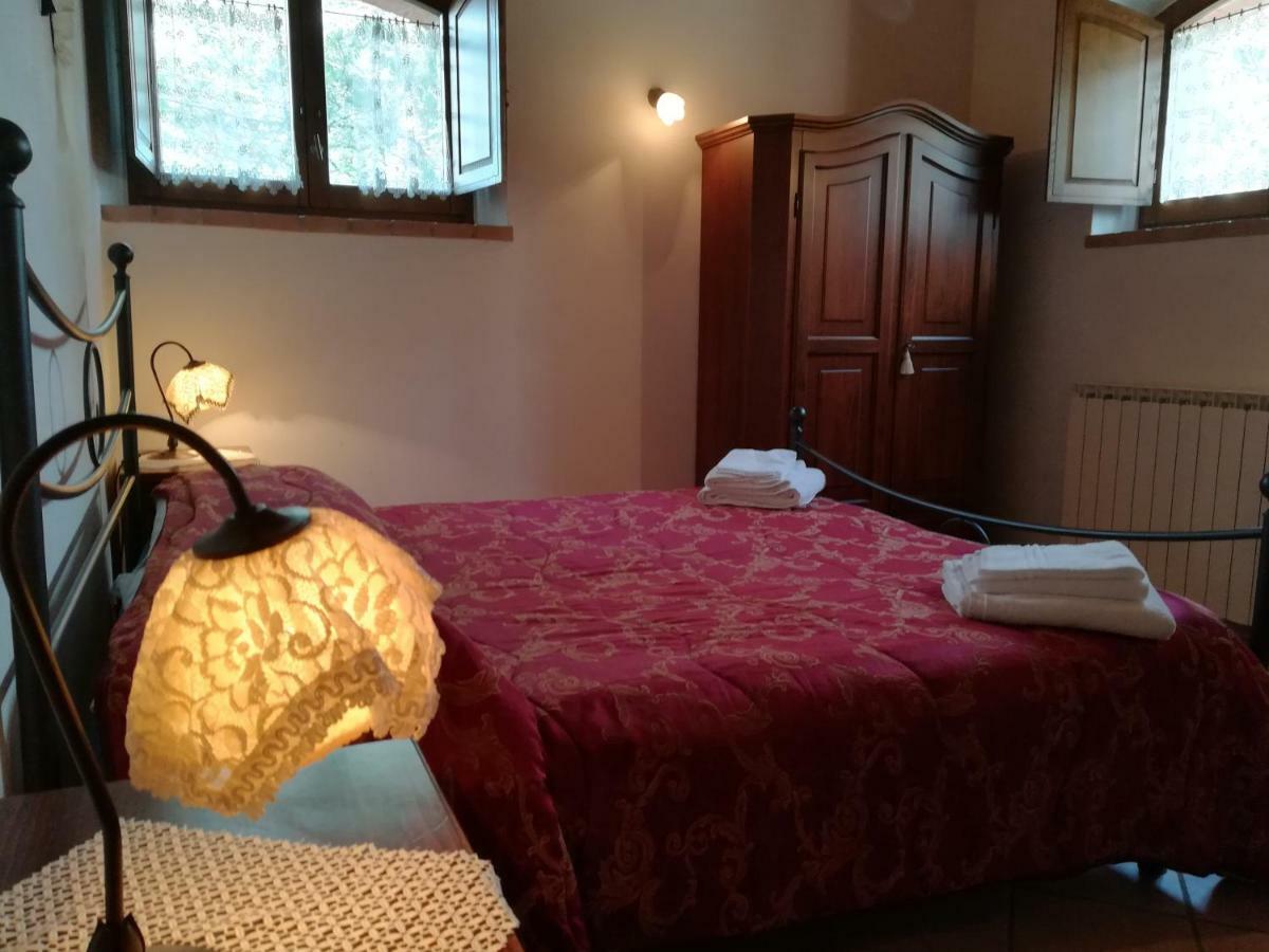 Agriturismo Piandimaggio Пиенца Экстерьер фото